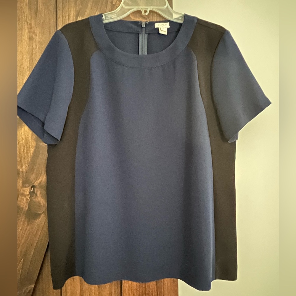 J Crew Crepe Short Sleeve blouse Sz 12